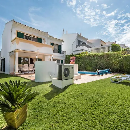 Villa Mng Elliott52 *